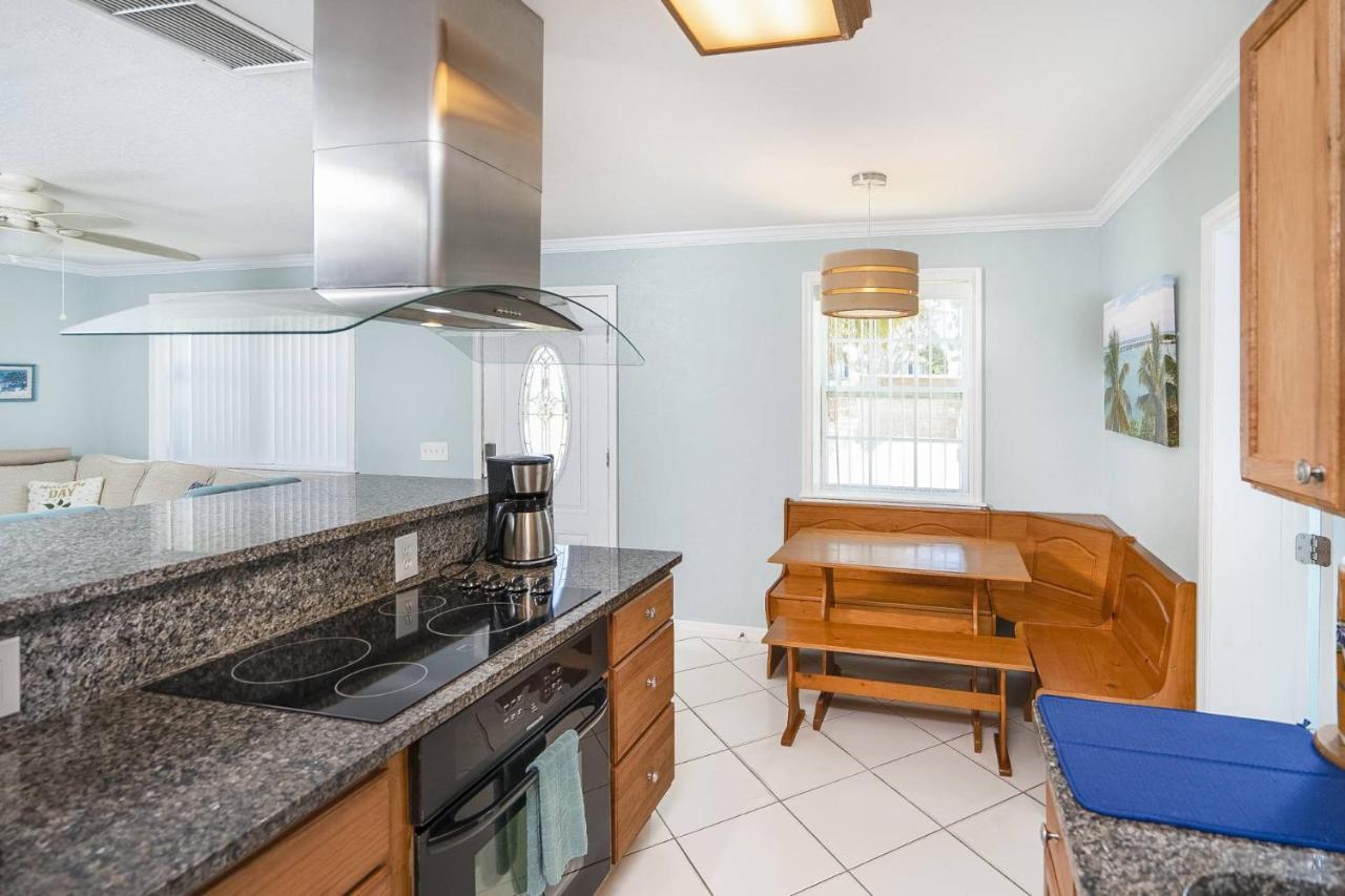 Oceans 13 Unit B Holiday home *