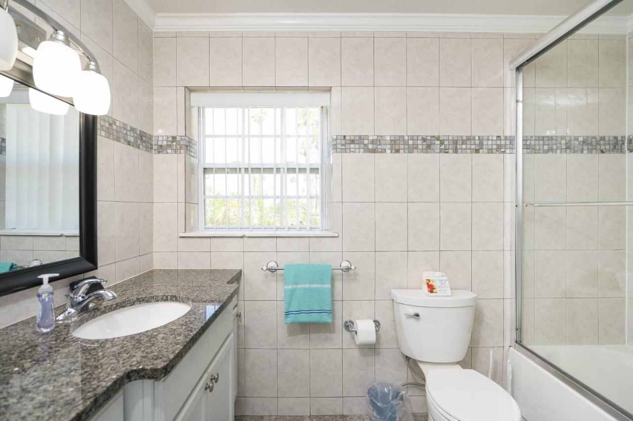 Oceans 13 Unit B Holiday home *