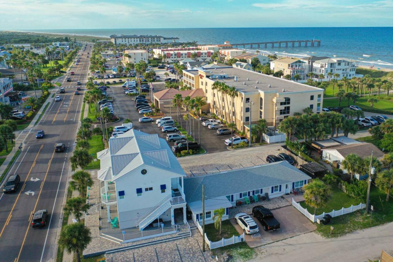 Holiday home Oceans 13 Unit B