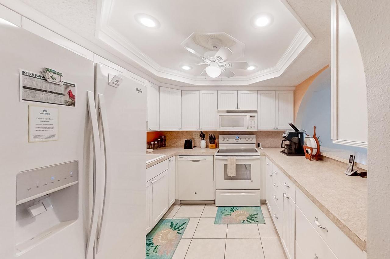 Pelican Inlet E133 Apartment *