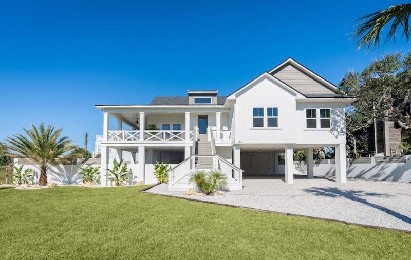 Your Summer Haven Near Heated Pool Bbq Holiday home *