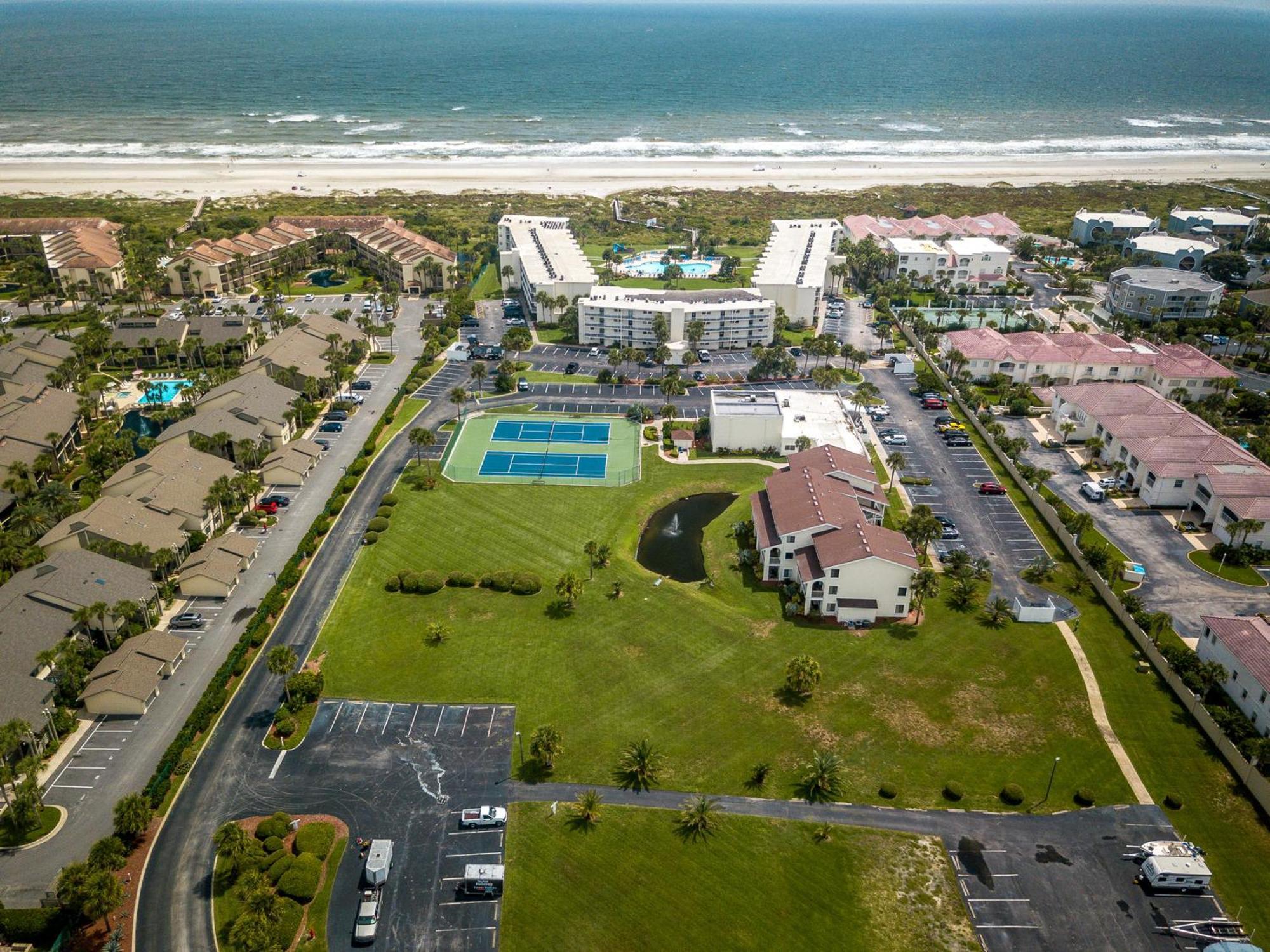 Apartment Colony Reef 2307