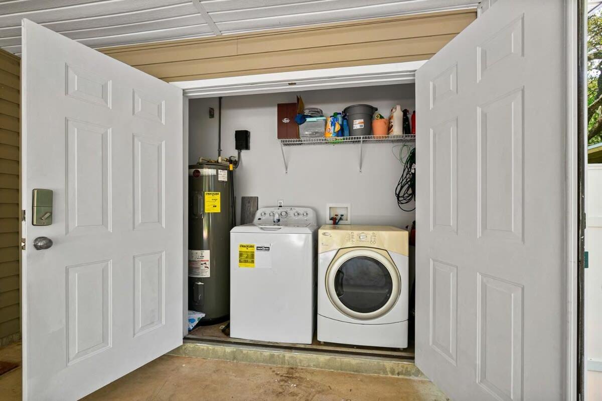 Peaceful Pearl Retreat- 5 Minutes To Downtown, 10 Minutes To Saint Augustine