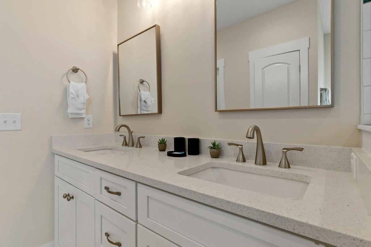 Ocean Breeze- Chic Steps To Family Friendly * St. Augustine