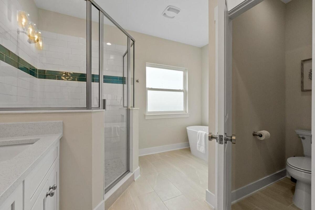 Ocean Breeze- Chic Steps To Family Friendly * St. Augustine