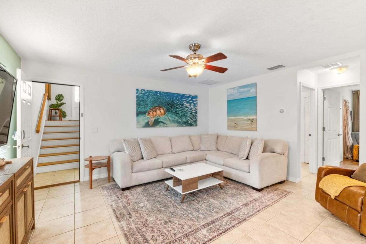 4br House, 2 Blocks From The