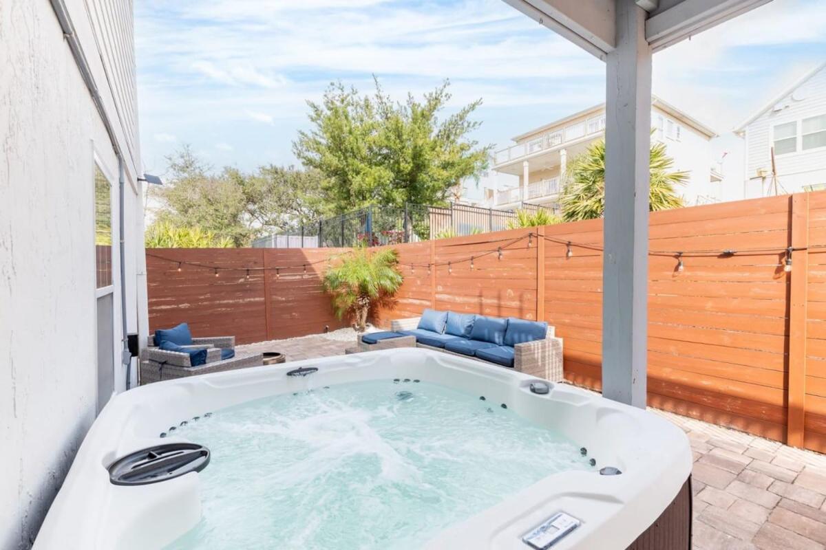 Holiday home 4br House, 2 Blocks From The St. Augustine