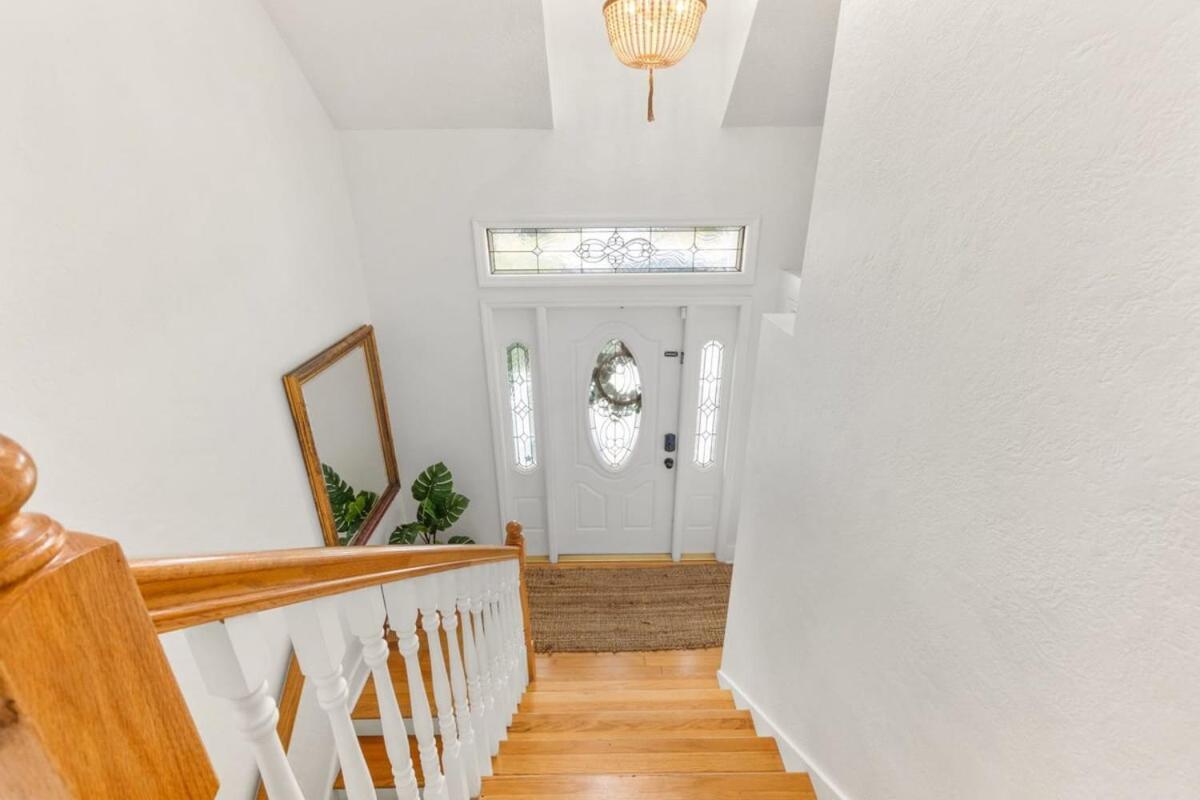 Holiday home 4br House, 2 Blocks From The