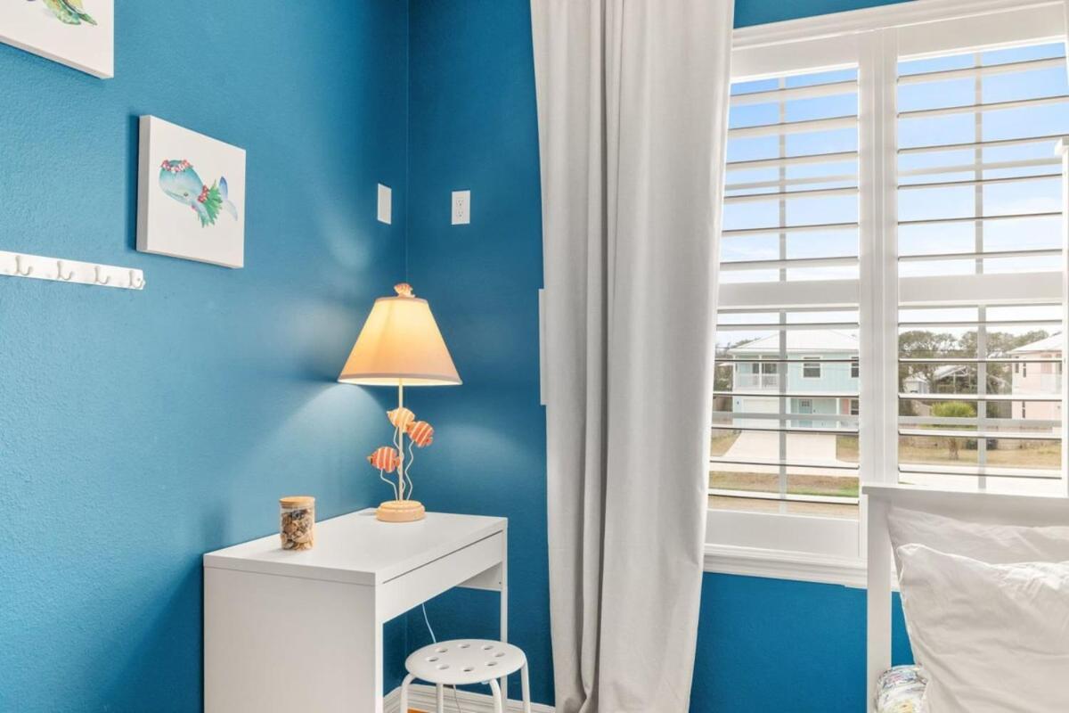 4br House, 2 Blocks From The Holiday home *