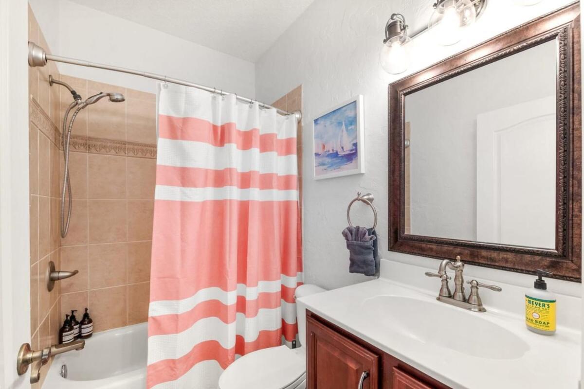 4br House, 2 Blocks From The St. Augustine