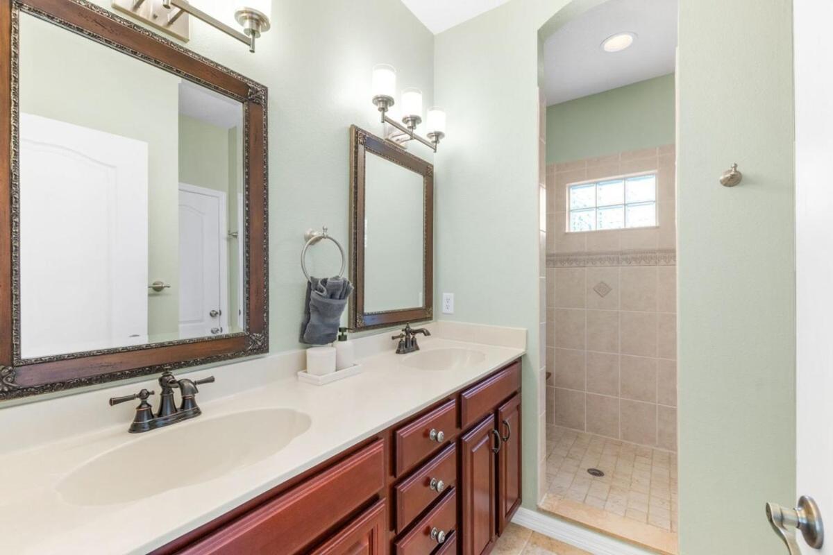 4br House, 2 Blocks From The St. Augustine