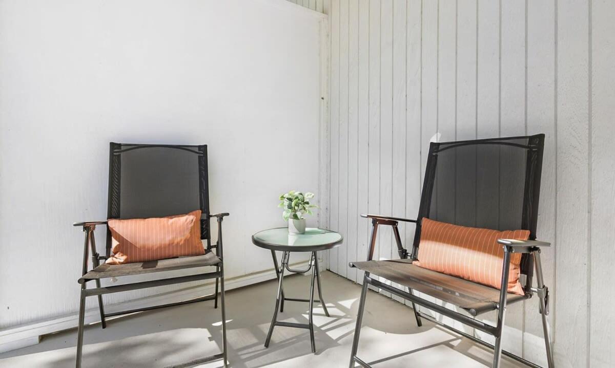 Holiday home Fido Friendly Sun And Fun Walk To Dt Free Parking