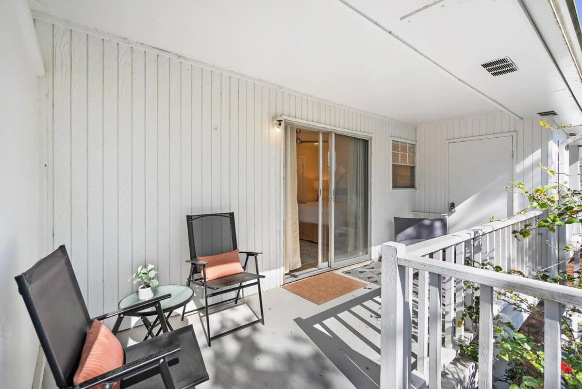 Holiday home Fido Friendly Sun And Fun Walk To Dt Free Parking *