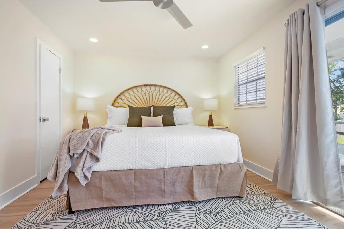 Fido Friendly Sun And Fun Walk To Dt Free Parking Holiday home