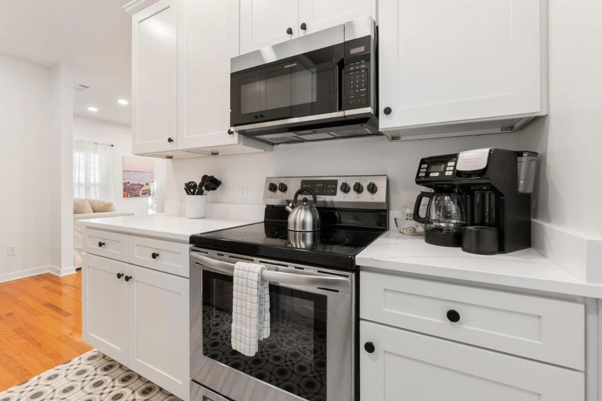 Apartment Uptown Loft - Bright - Modern - Walkable