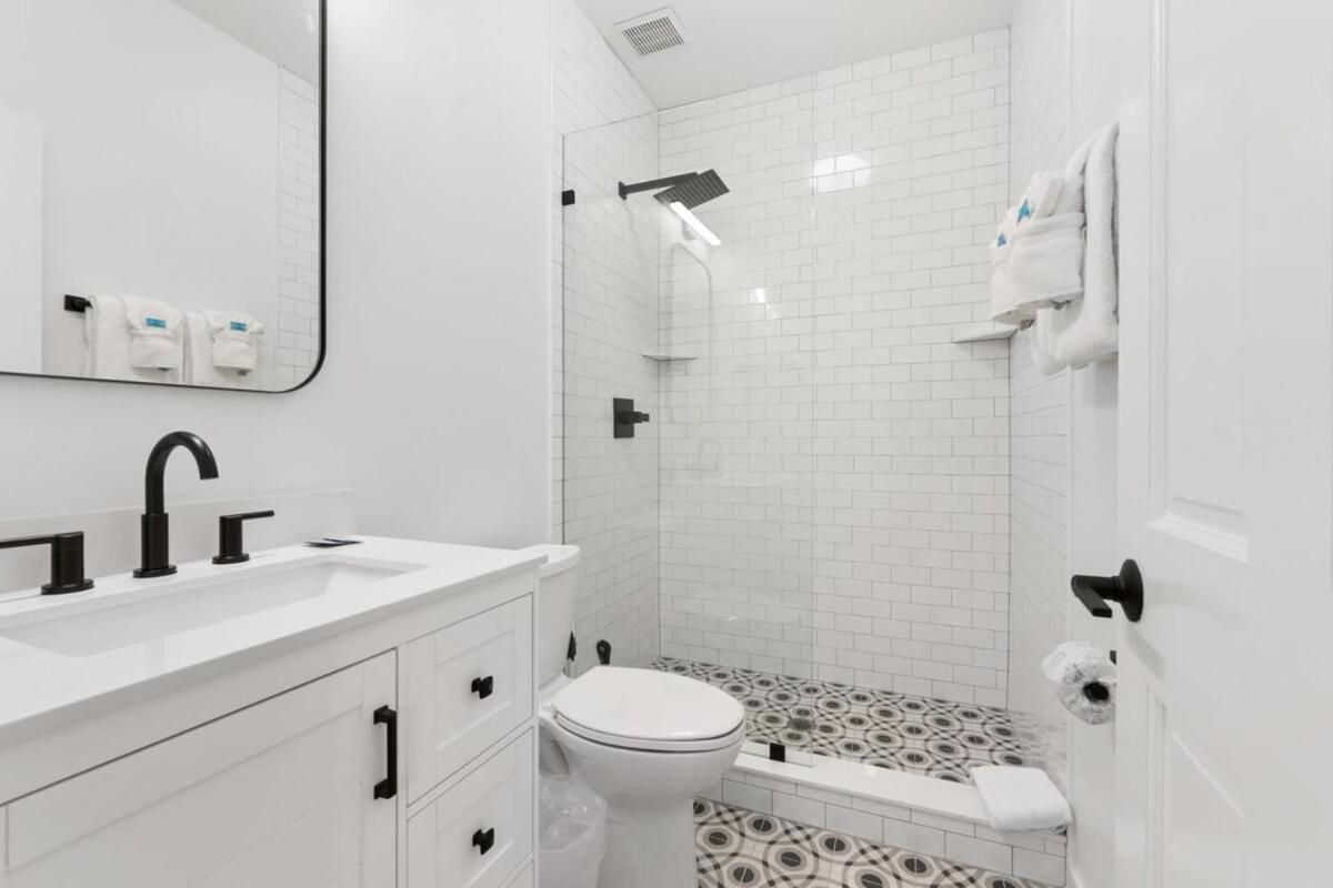 Uptown Loft - Bright - Modern - Walkable St. Augustine