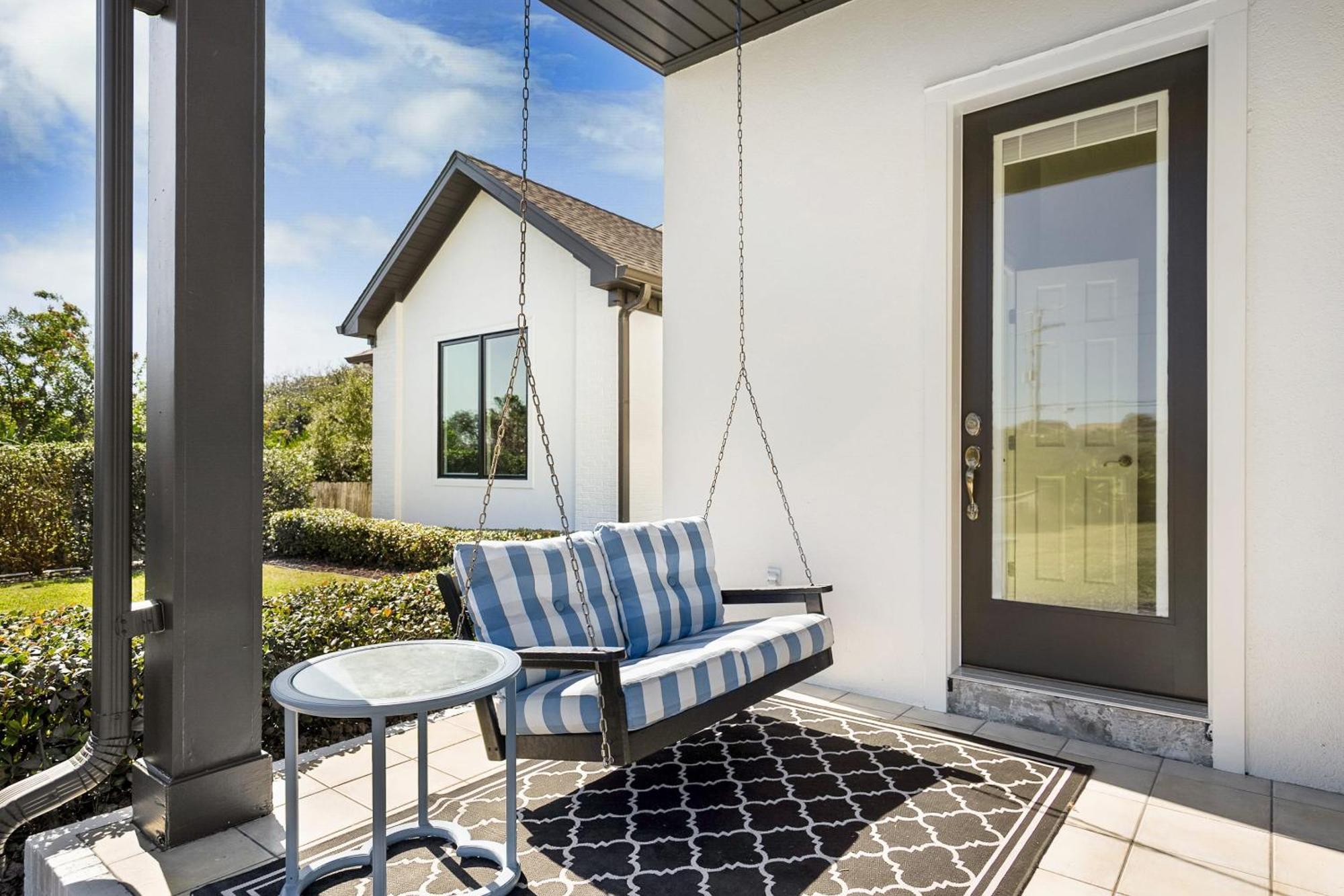 Holiday home Waterfront Vacation With Heated Pool Dock And Nearby St. Augustine