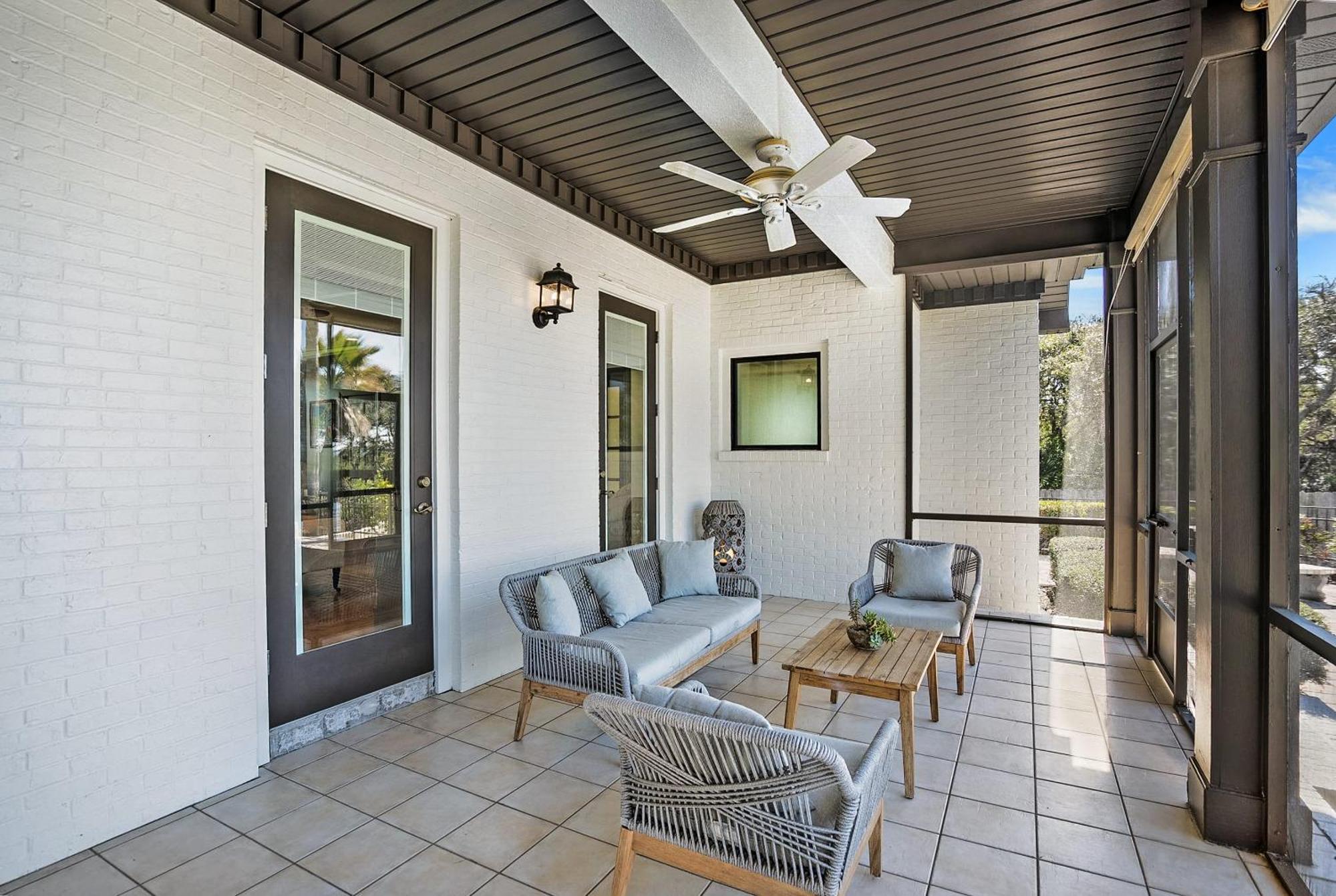 Waterfront Vacation With Heated Pool Dock And Nearby *