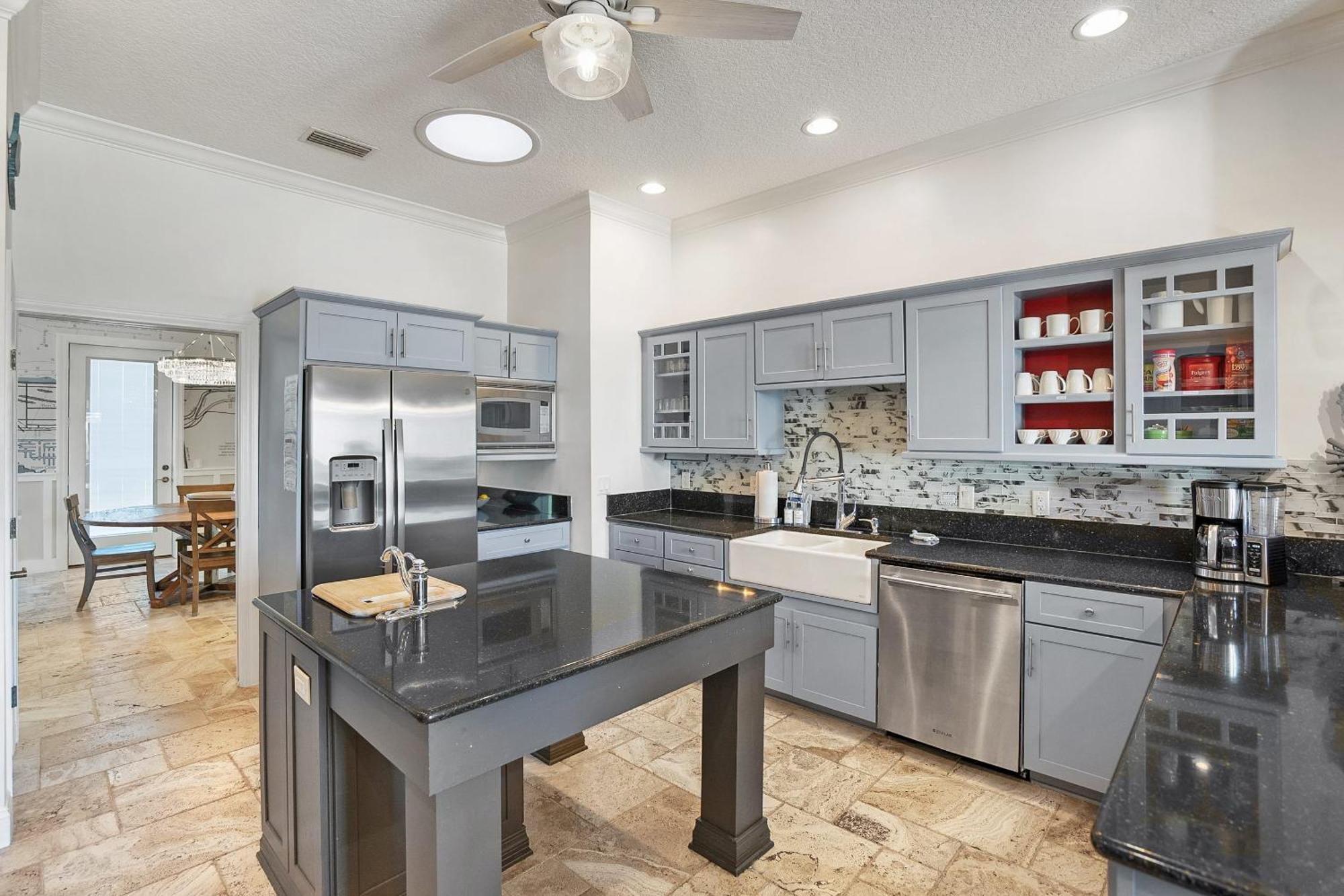 Waterfront Vacation With Heated Pool Dock And Nearby Holiday home St. Augustine