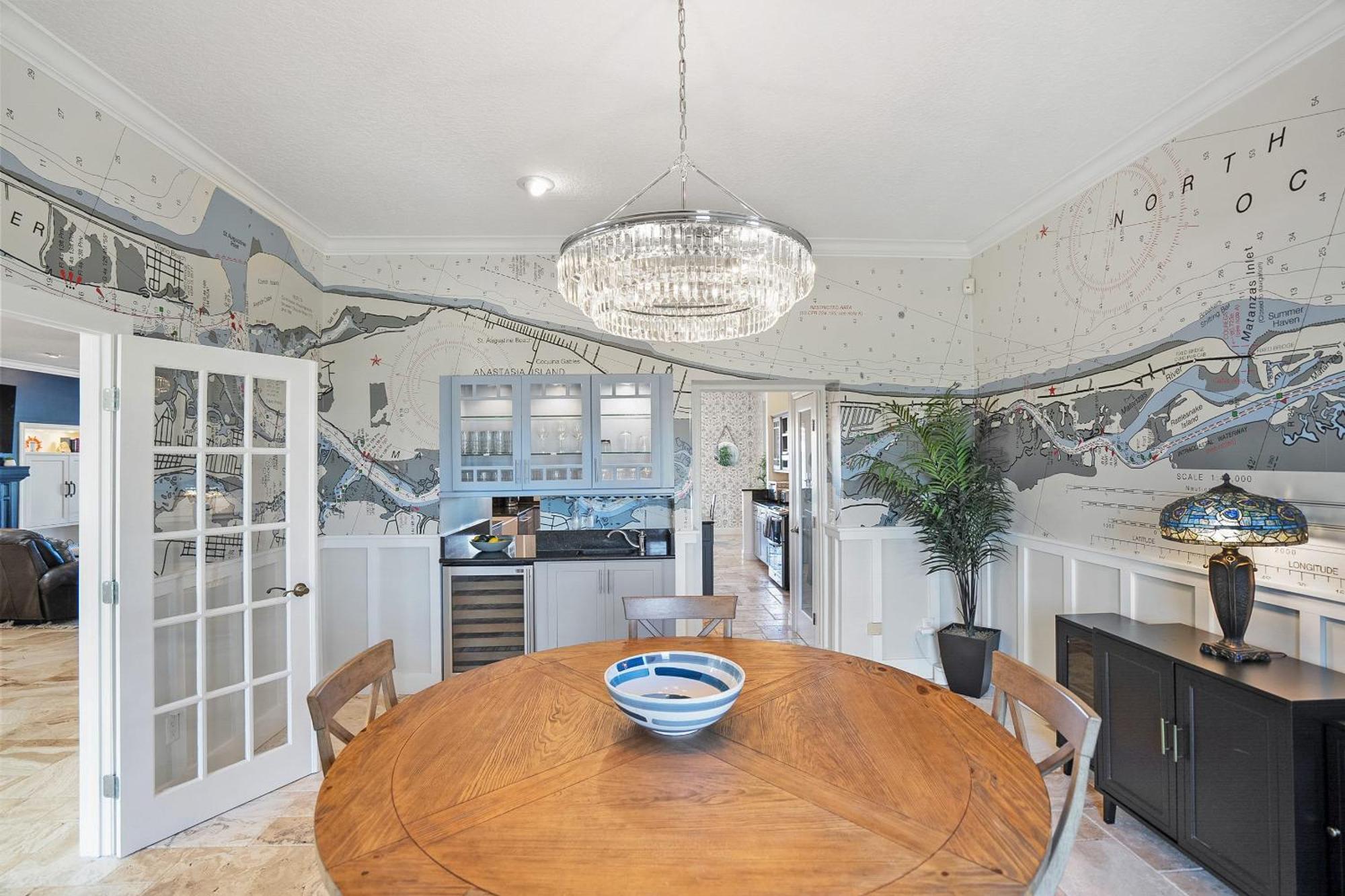 Holiday home Waterfront Vacation With Heated Pool Dock And Nearby