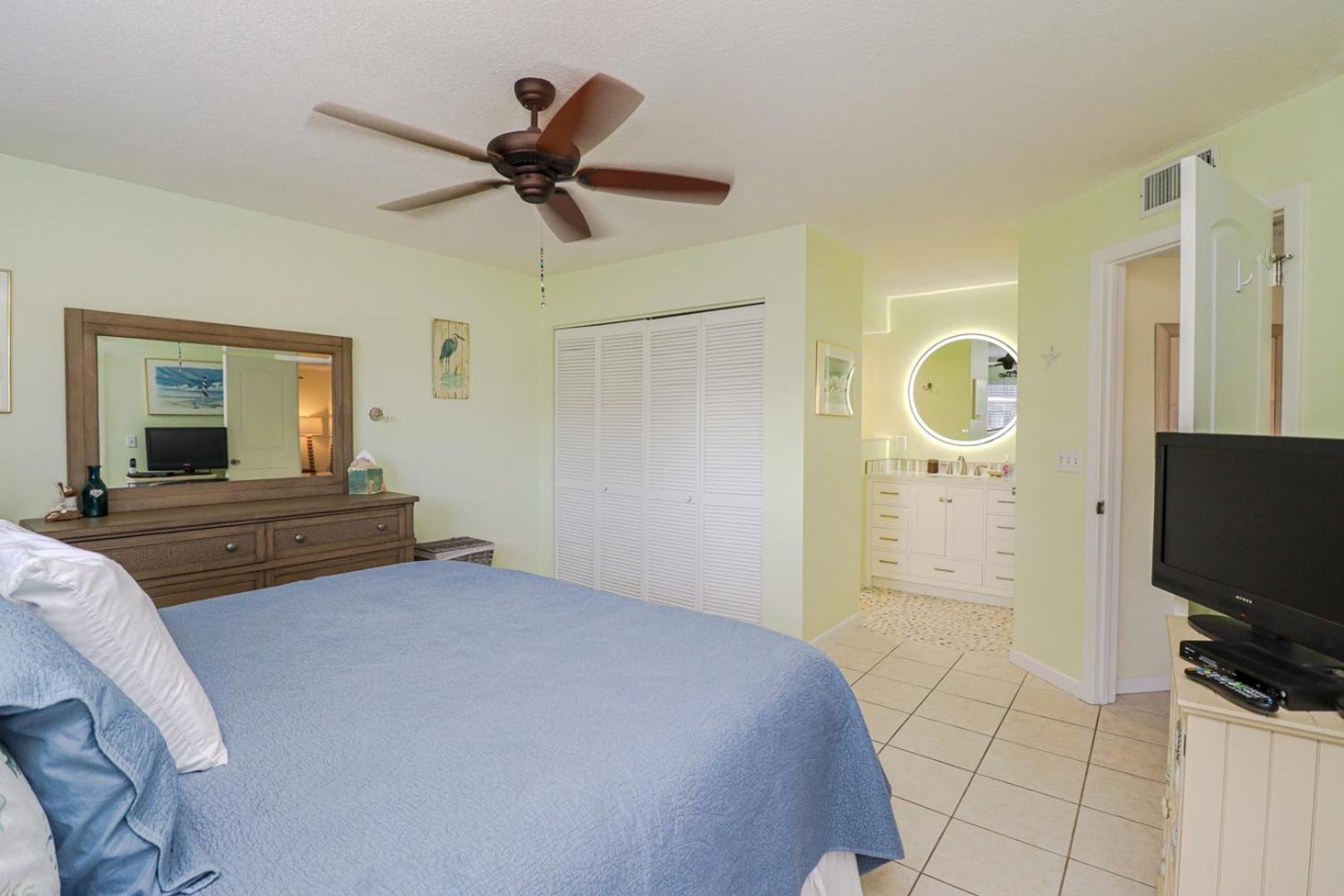 Ocean Village Club J17