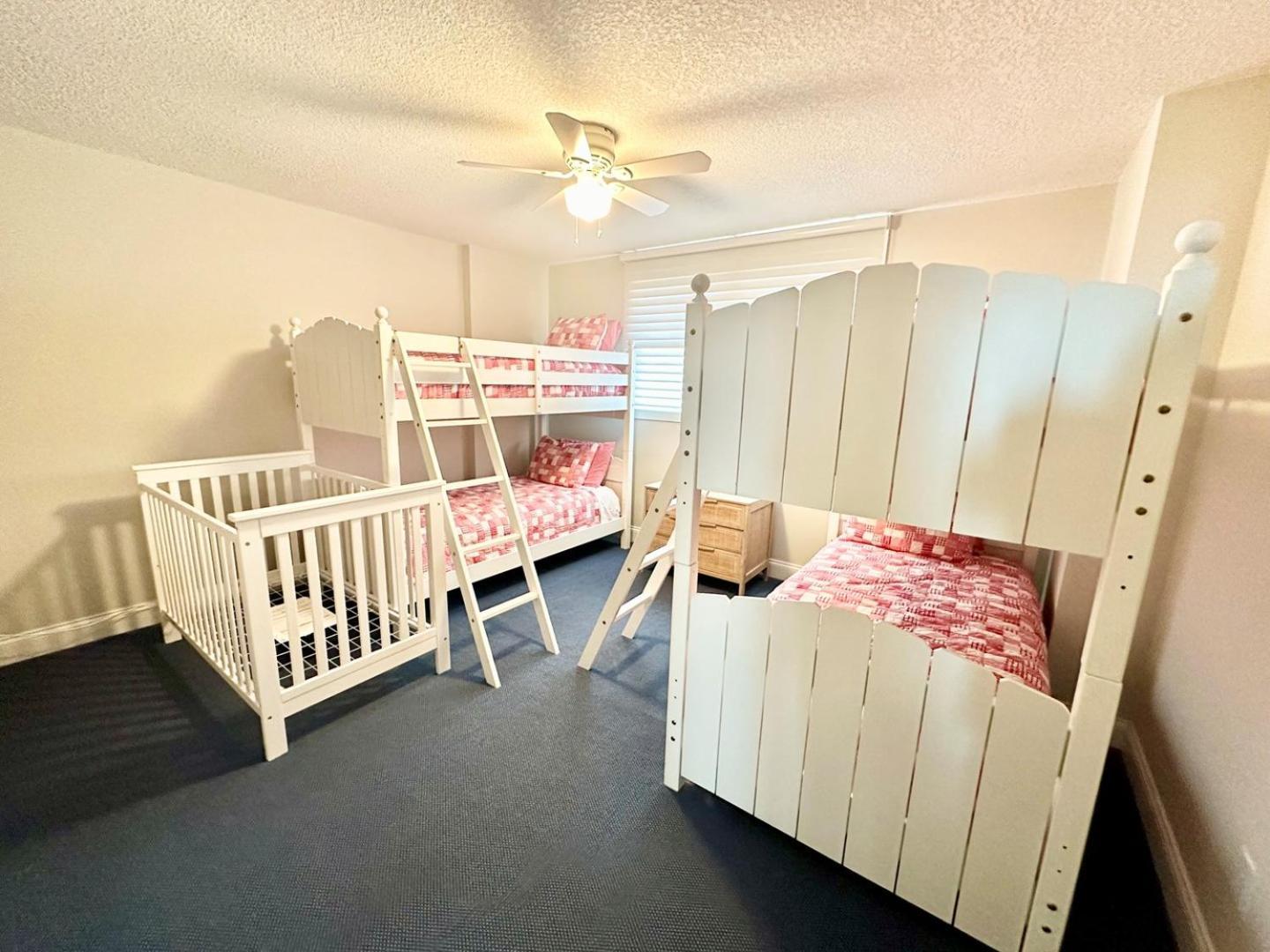 Dollar 2-102 Holiday home
