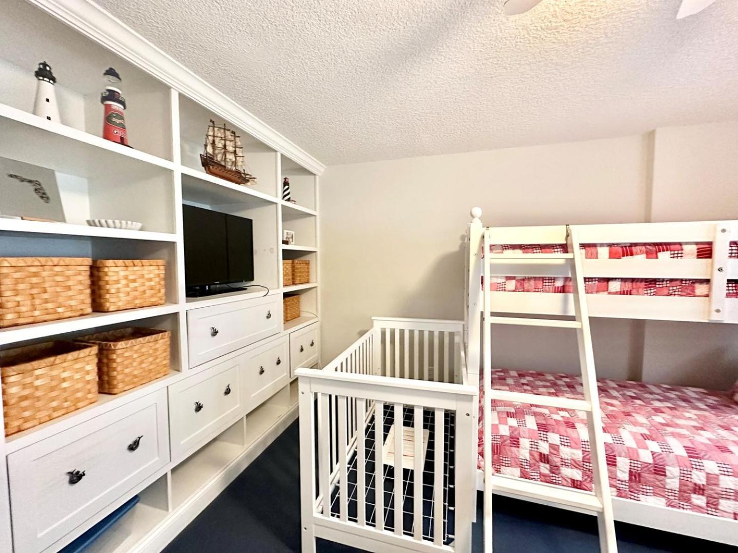 Dollar 2-102 Holiday home *