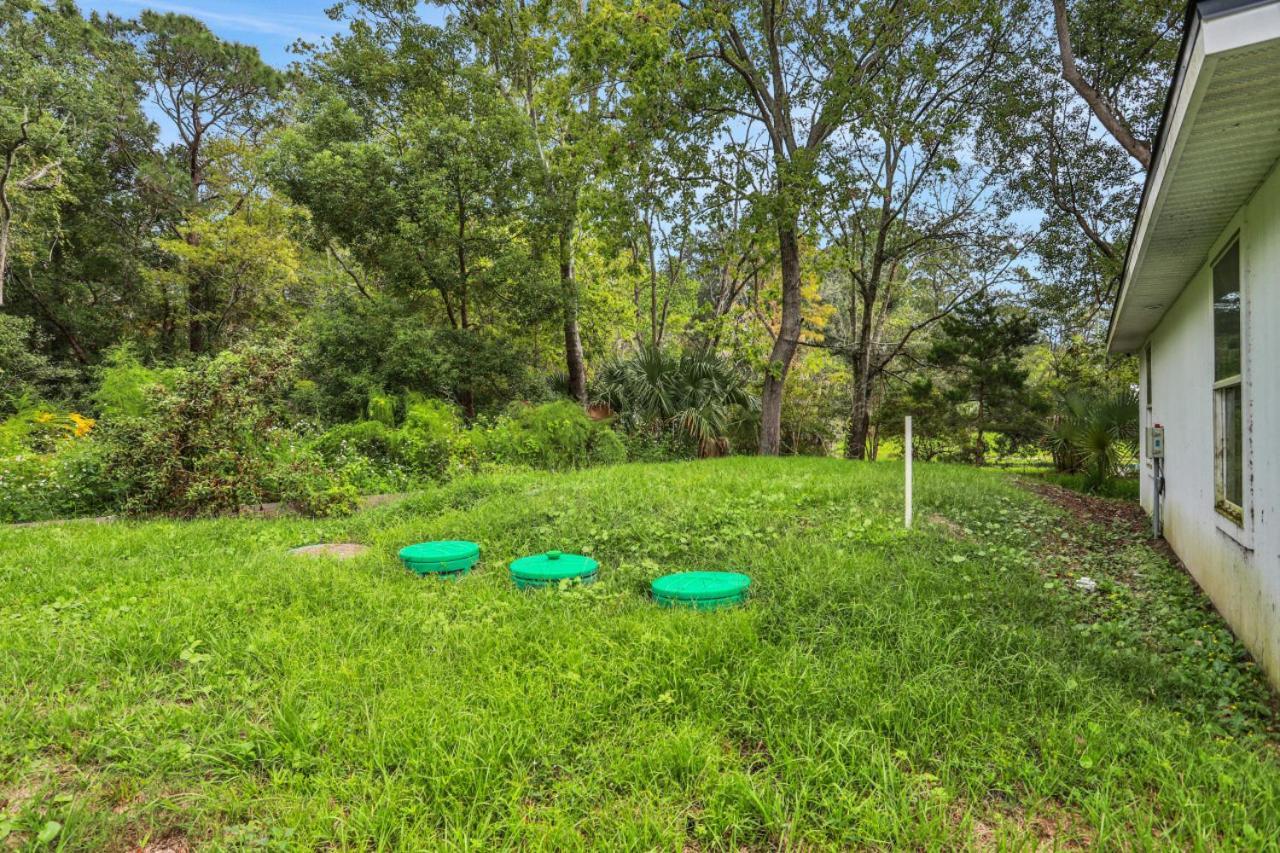 Charming Oasis Near Downtown And
