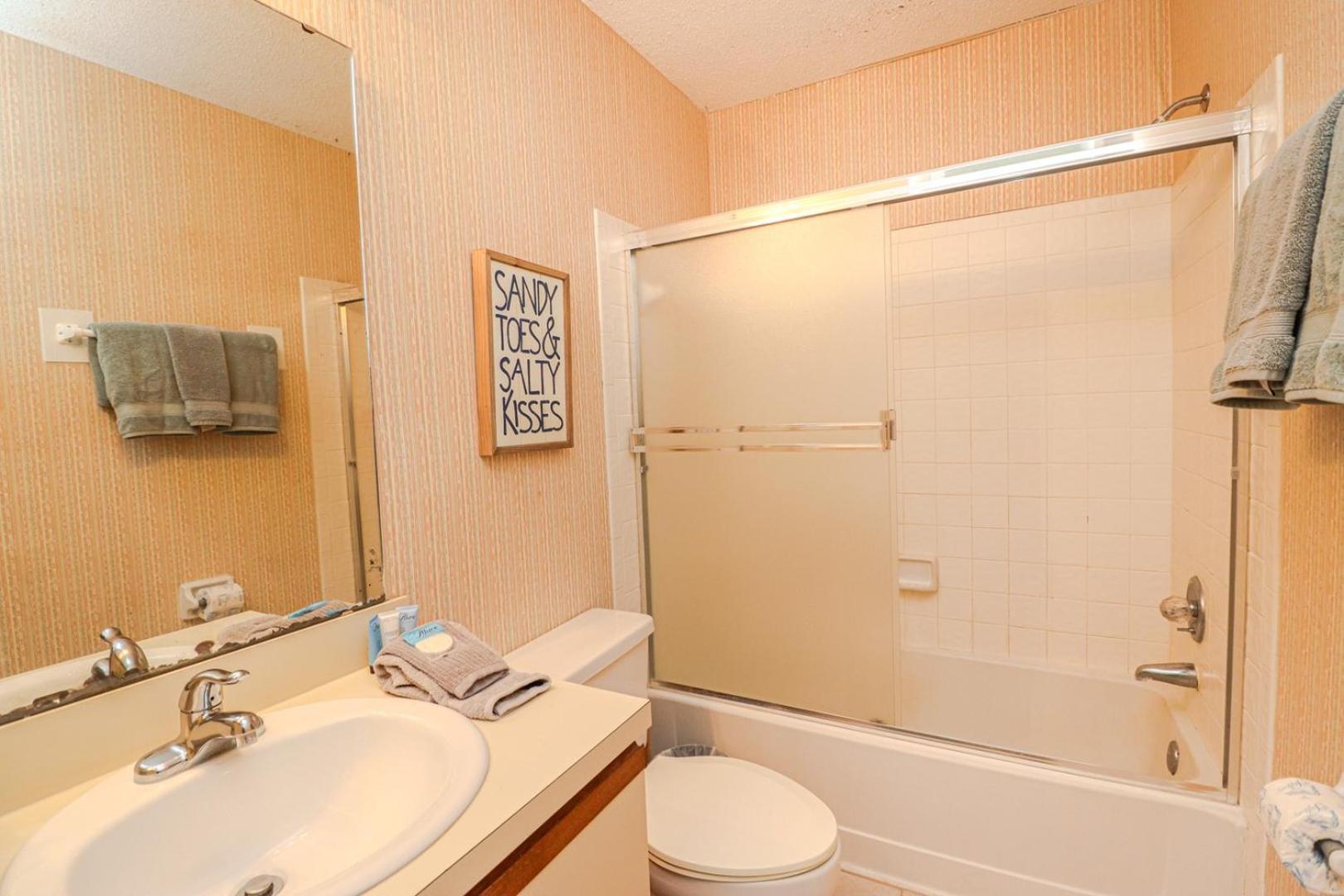 Sea Place 14266