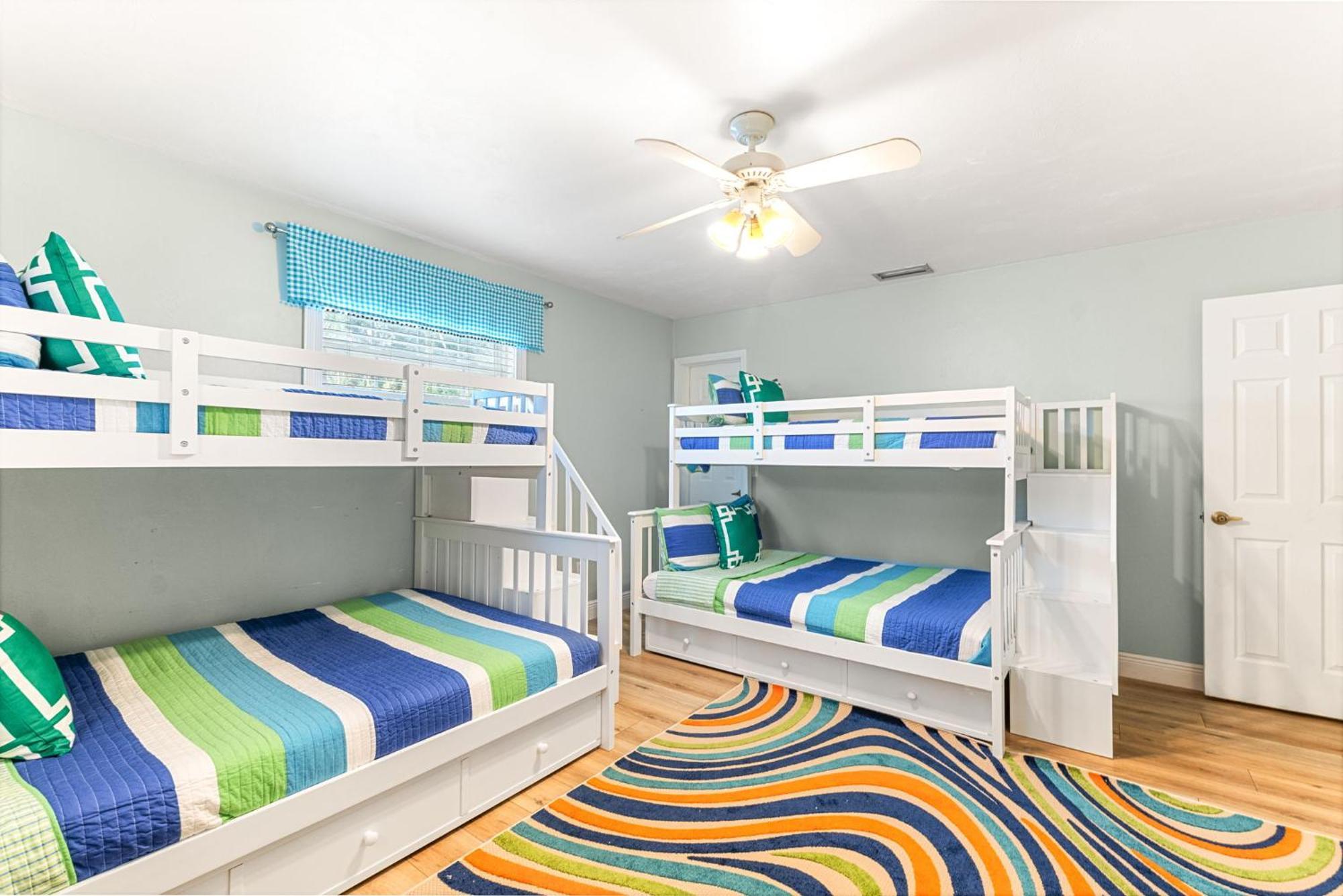 De Palmeras -- Heated Pool - Game - Beach Holiday home St. Augustine