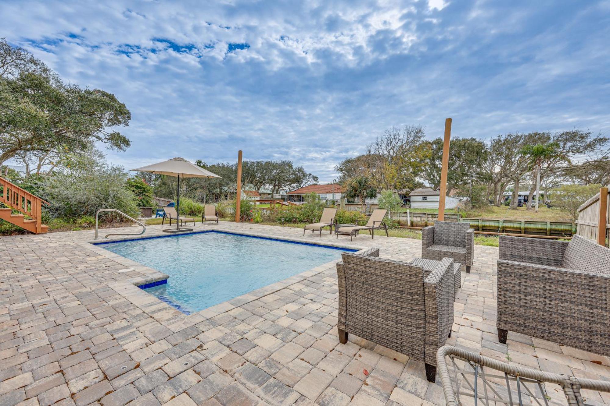 Canal-front St Augustine With Dock And Pool!