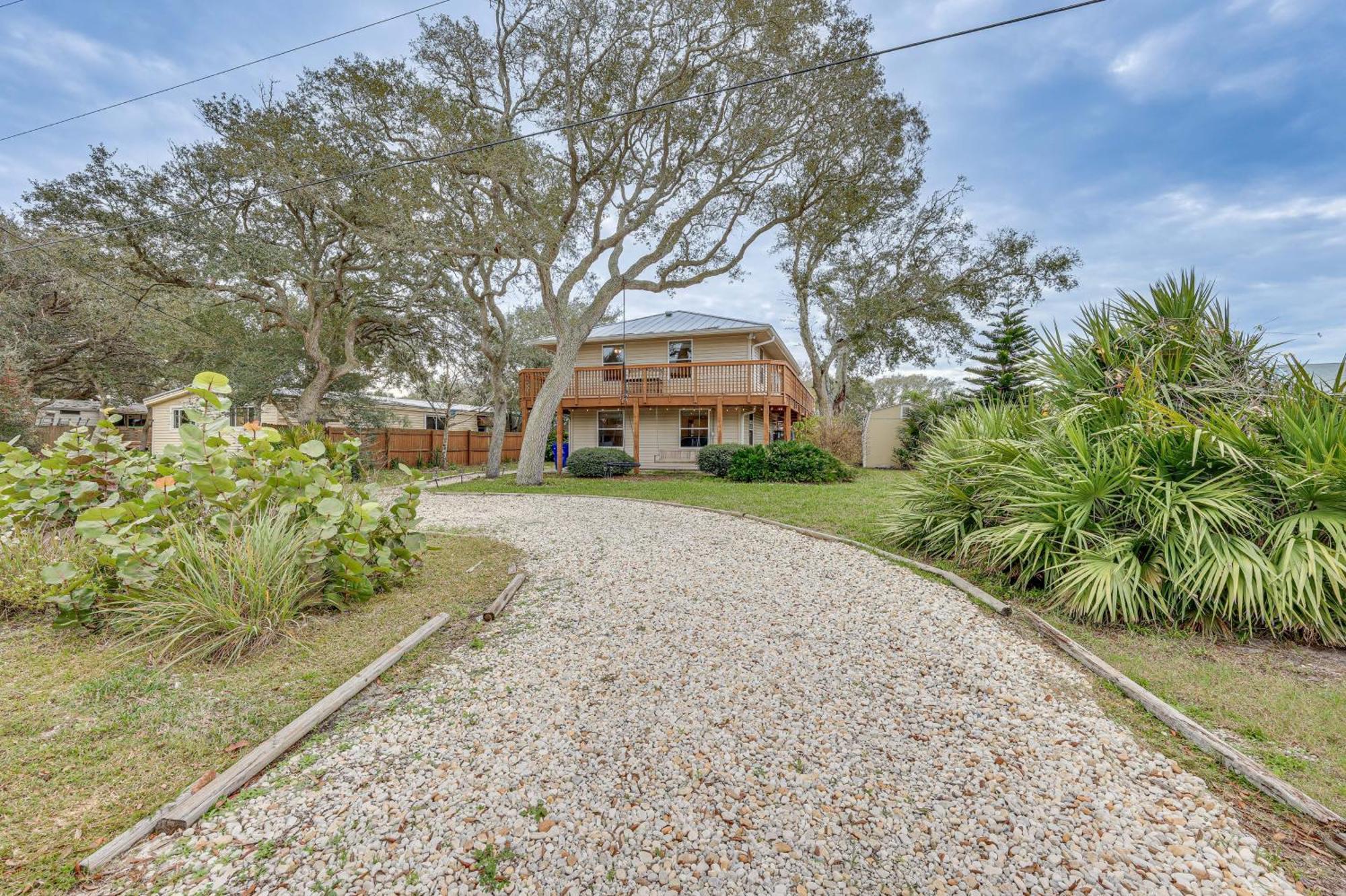 Canal-front St Augustine With Dock And Pool! Holiday home St. Augustine