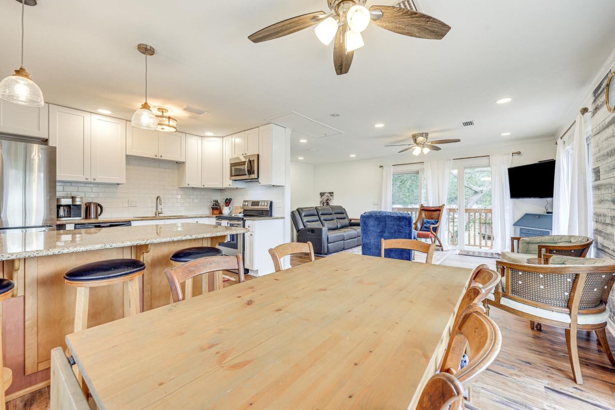Holiday home Canal-front St Augustine With Dock And Pool!