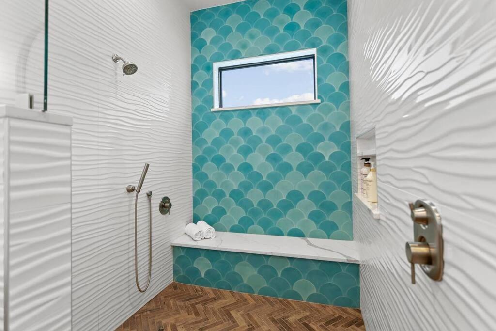 Swim & Dock In Style: Art Deco Escape *