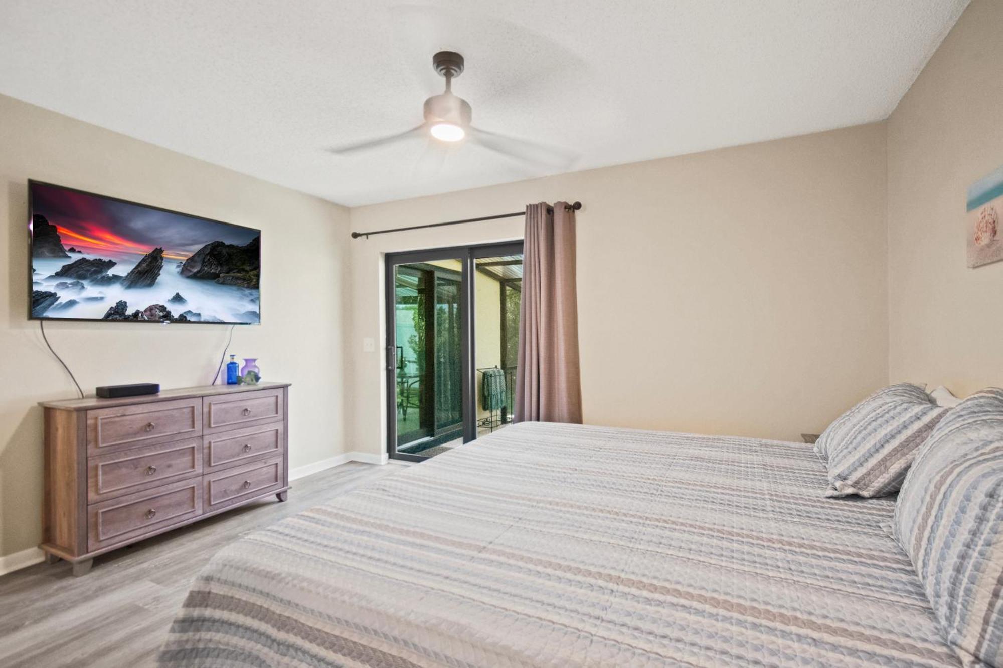 Apartment 2 Bed/2 Bath
