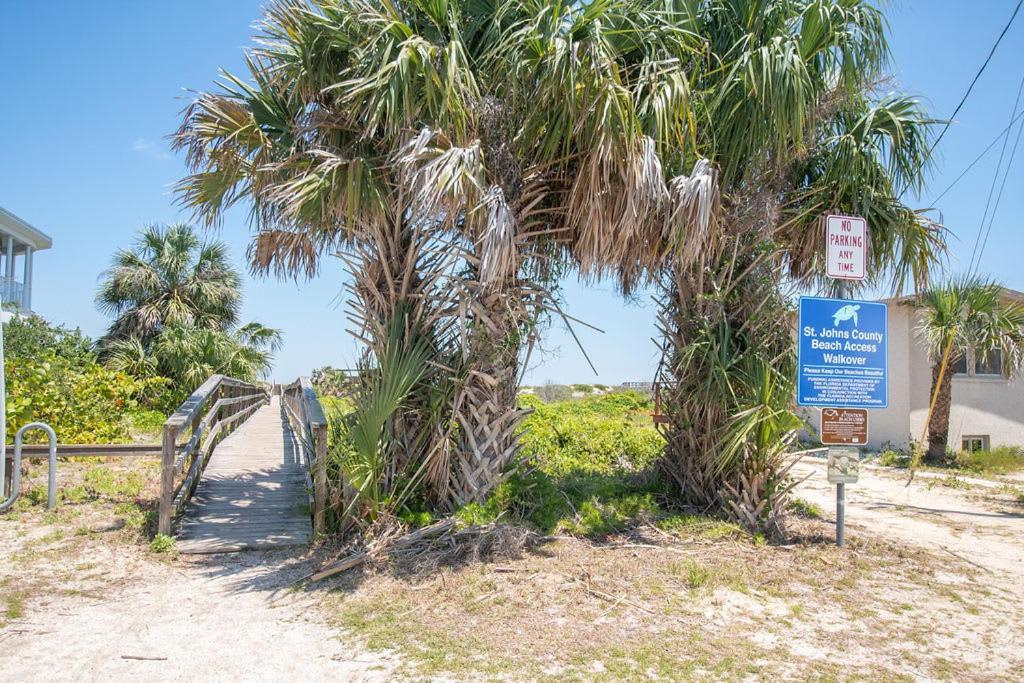 Bright New House With In- Law -- 2 Blocks To Beach! Holiday home St. Augustine