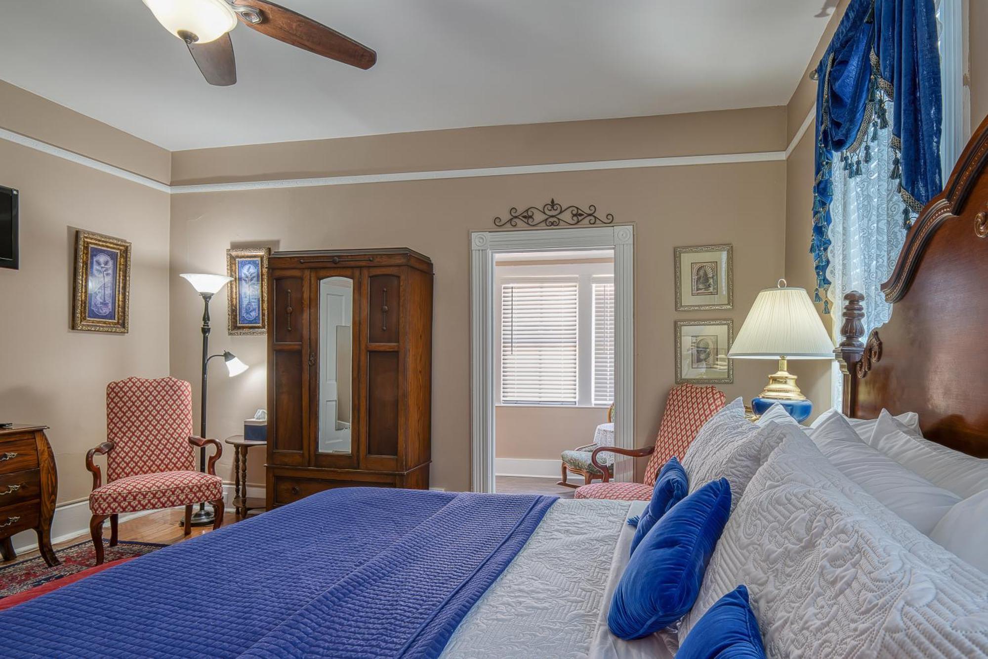 Bed & Breakfast Victorian House 3*
