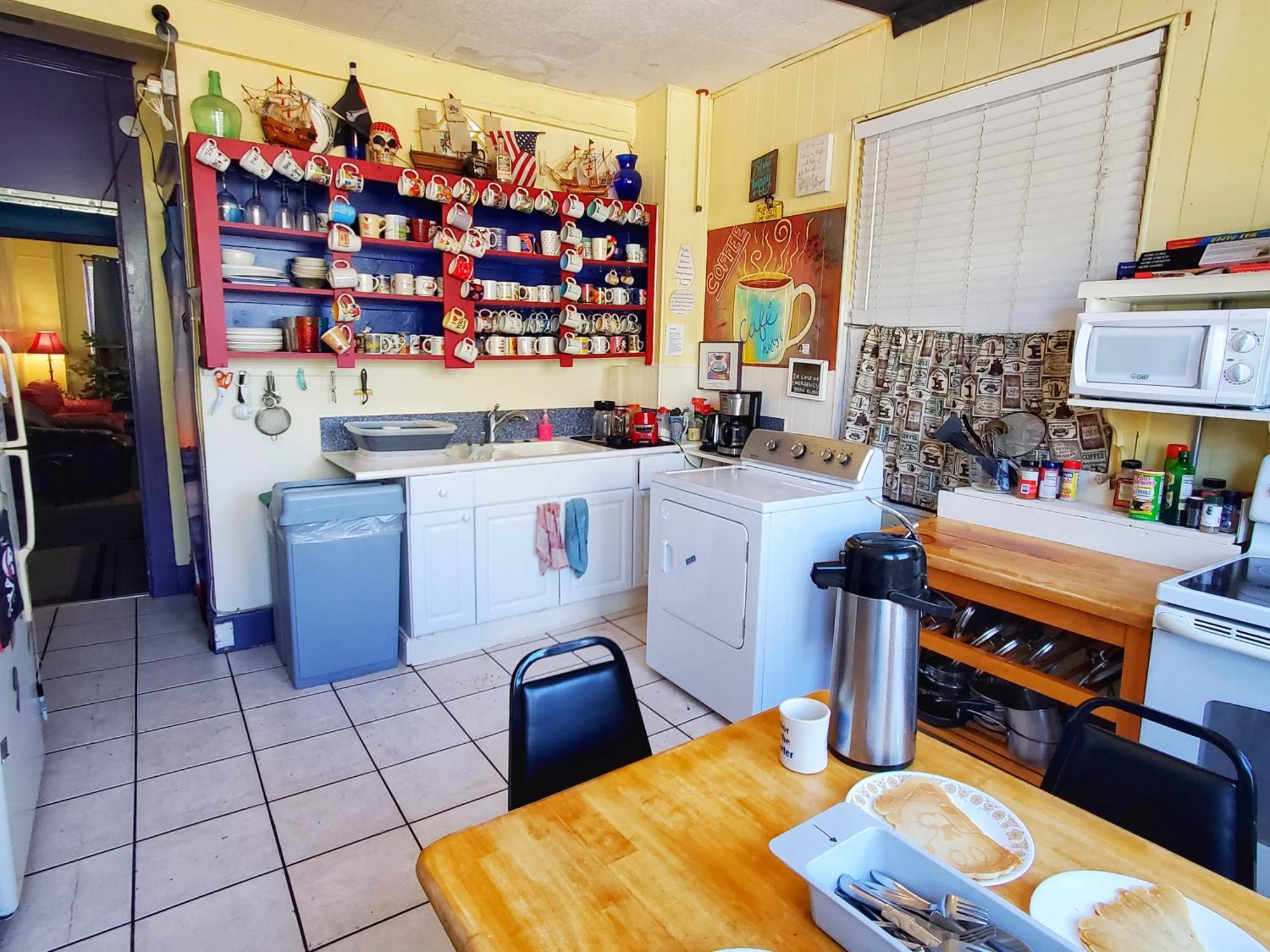 Bed & Breakfast The Pirate Haus 2*