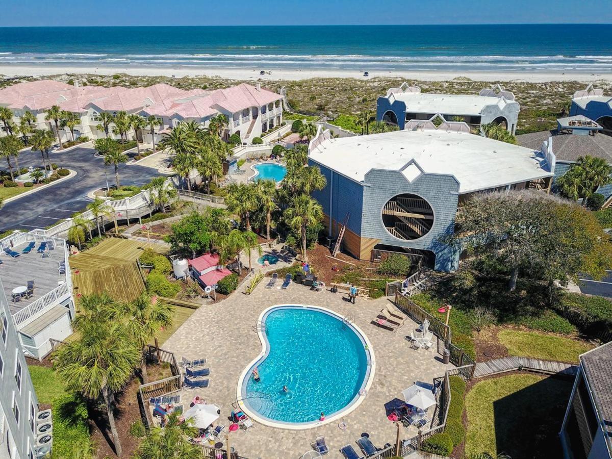 Hibiscus E204 2/2 Free Activities! & Oceanfront Wifi 3 Pools Holiday home St. Augustine