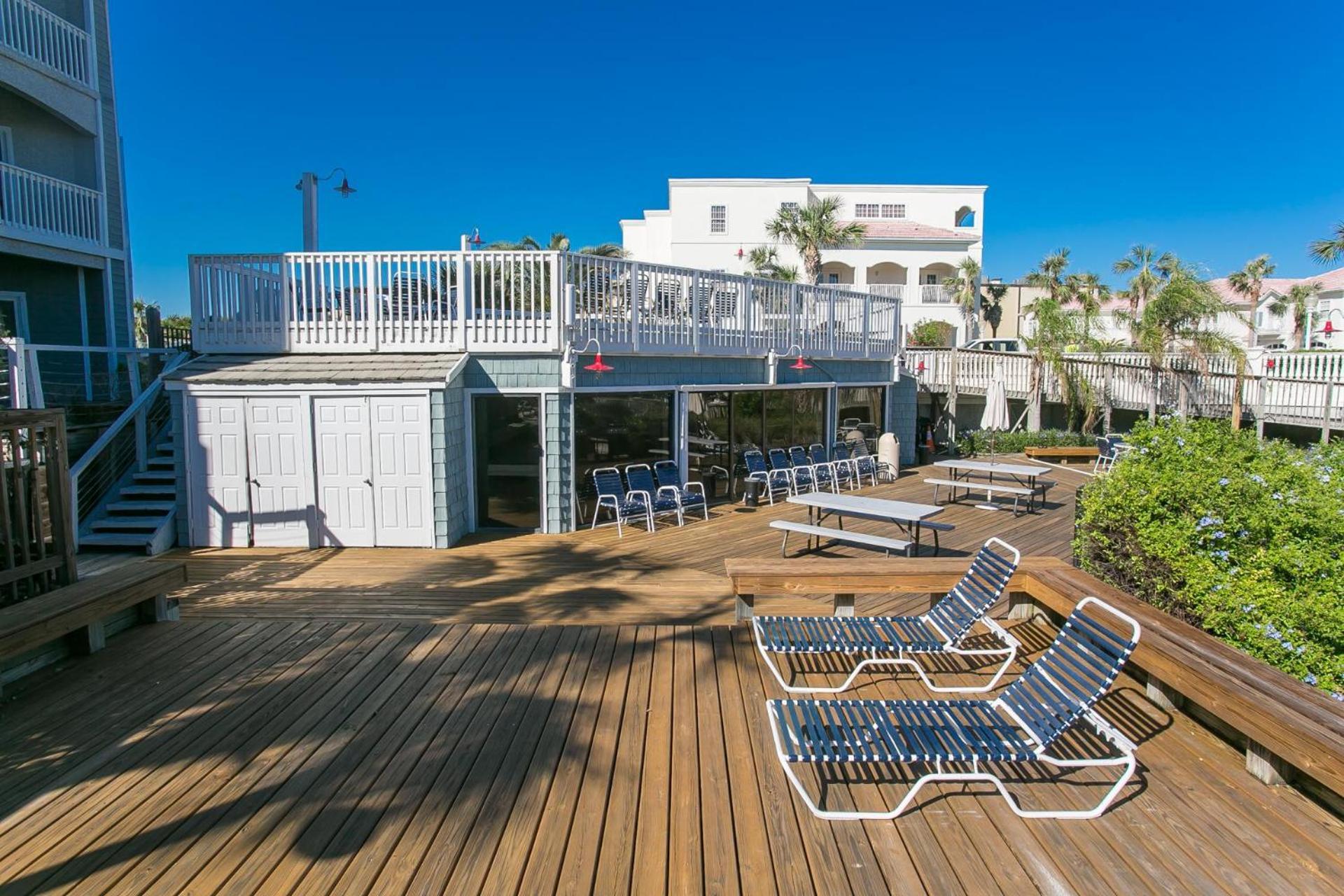 Holiday home Hibiscus E204 2/2 Free Activities! & Oceanfront Wifi 3 Pools *