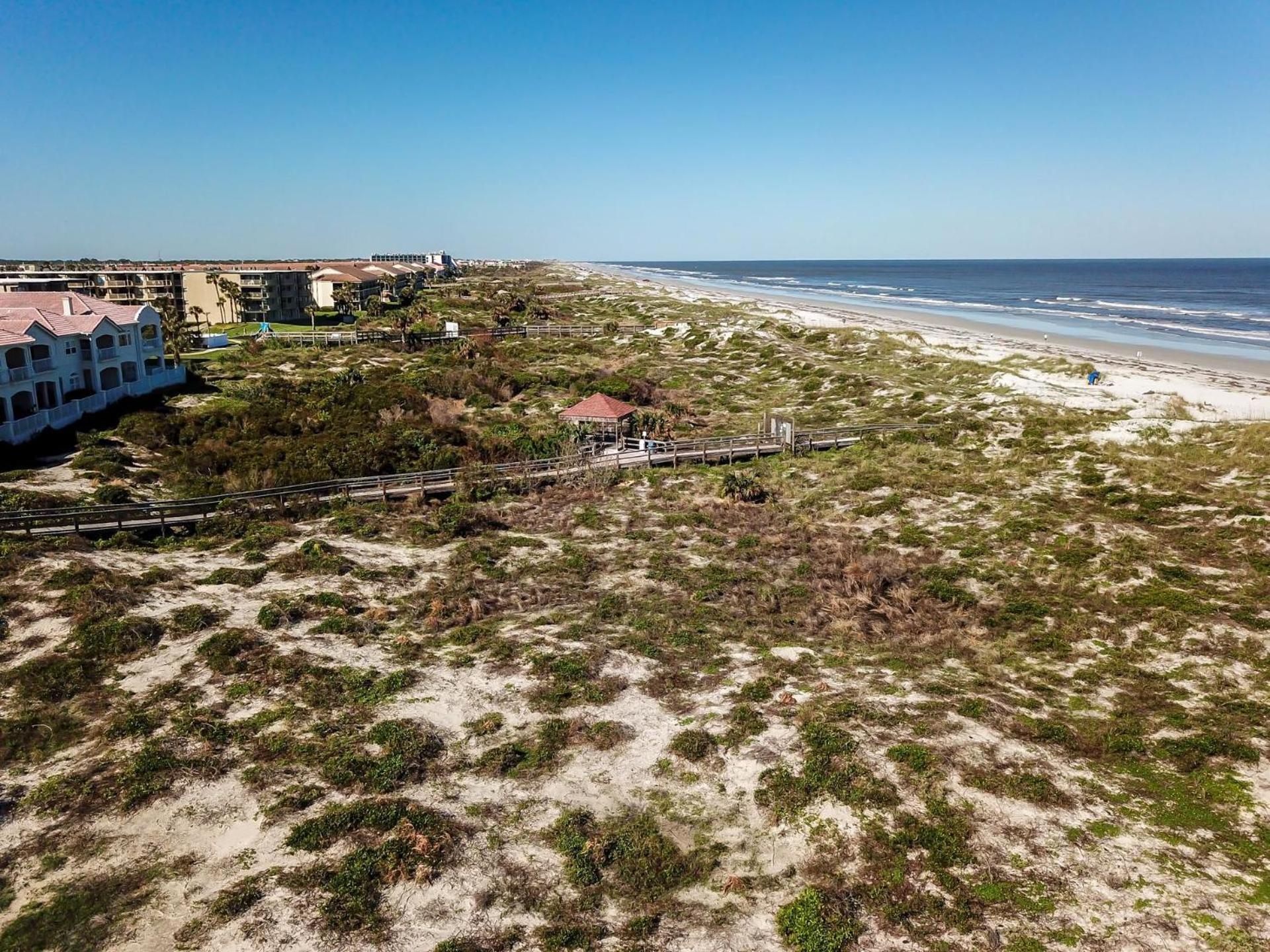 Holiday home Hibiscus E204 2/2 Free Activities! & Oceanfront Wifi 3 Pools St. Augustine
