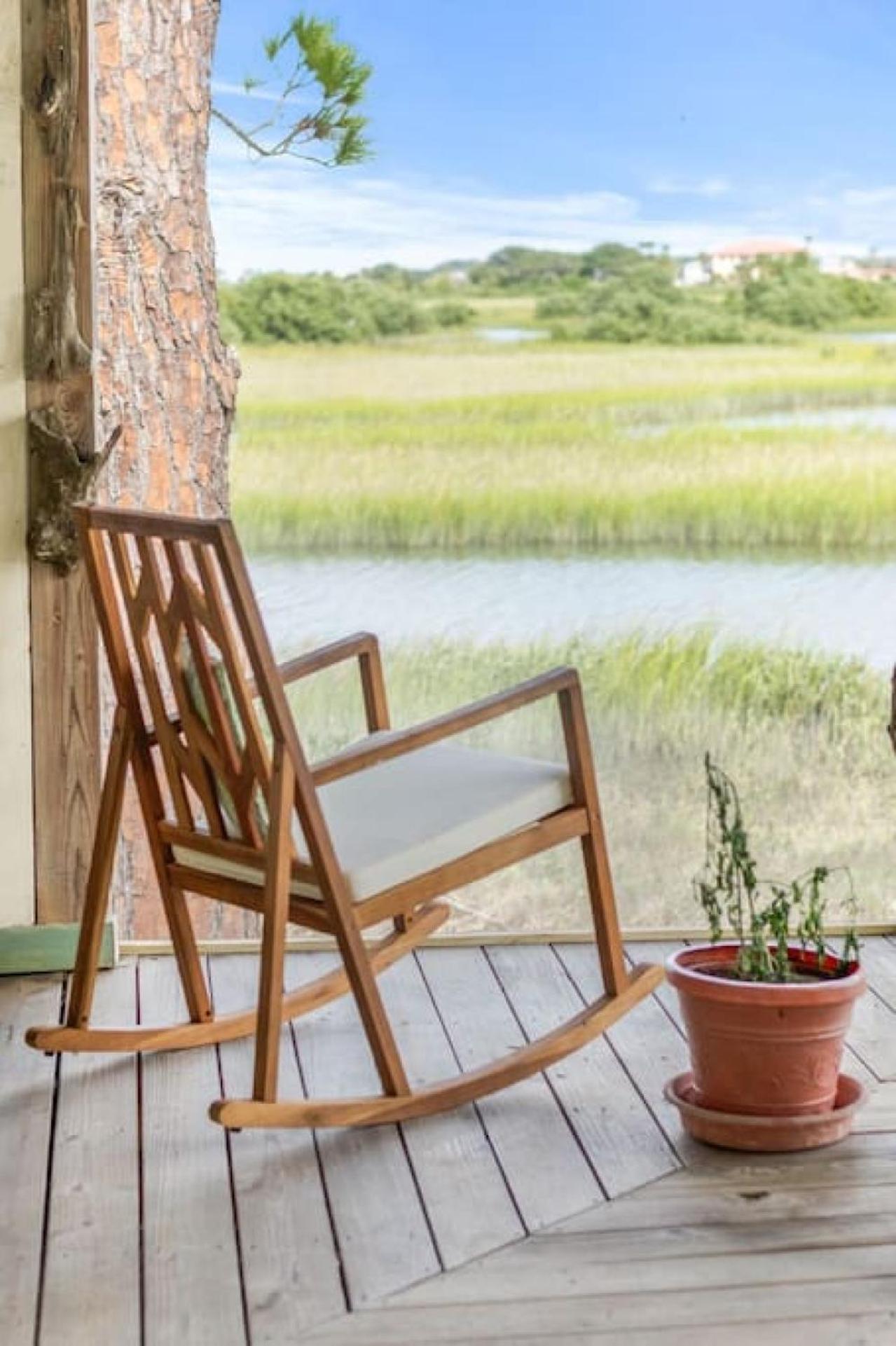 Back Bay Hideaway Holiday home *