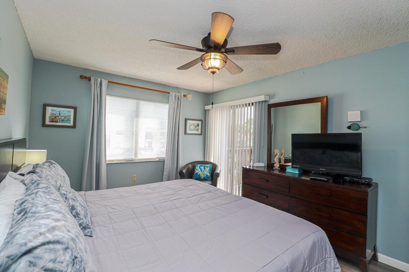Ocean Village Club N25