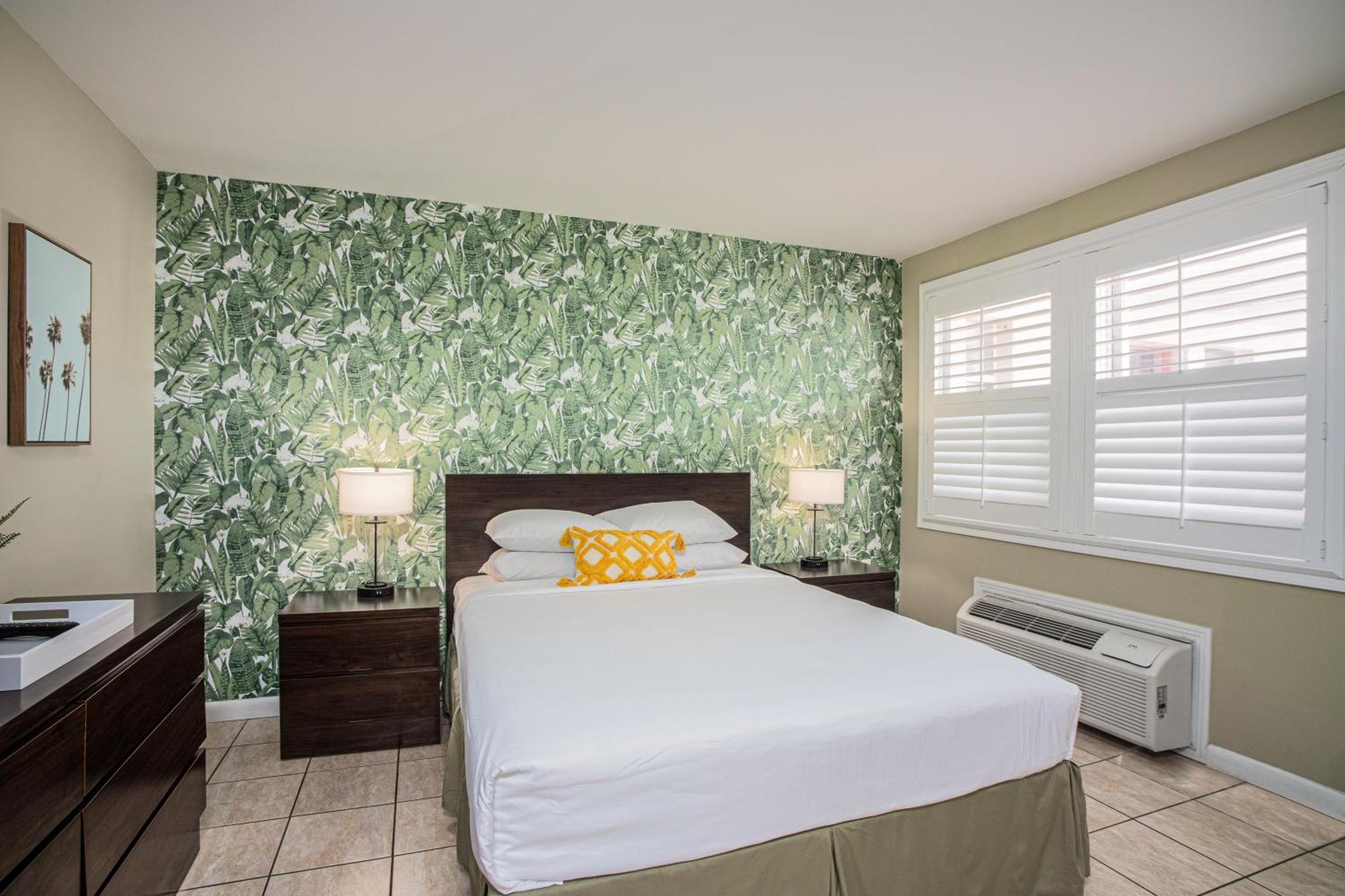 The Local - Motel
