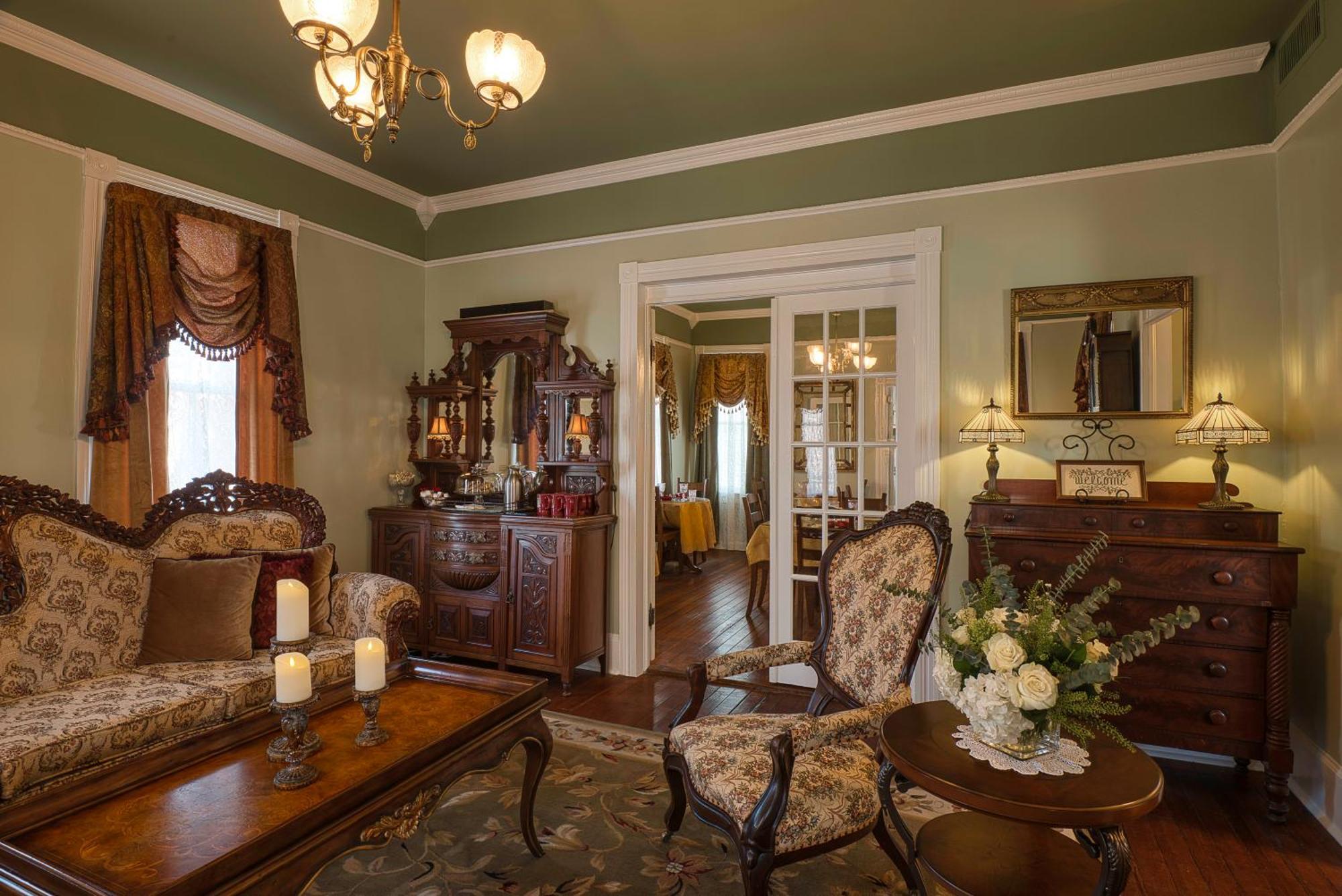 Bed & Breakfast Victorian House 3*
