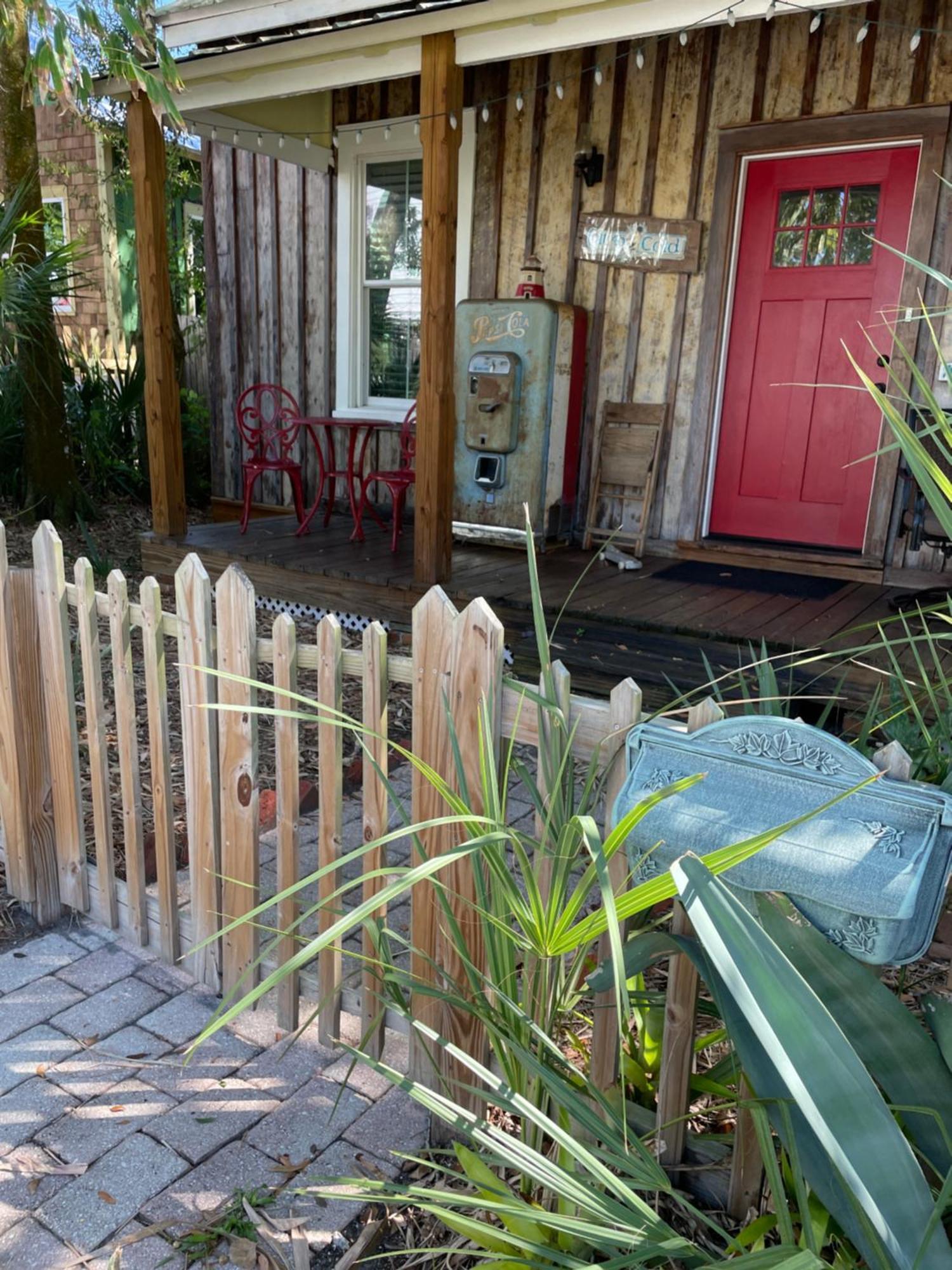 150-year-old Lincolnville 3bedroom 2bath *