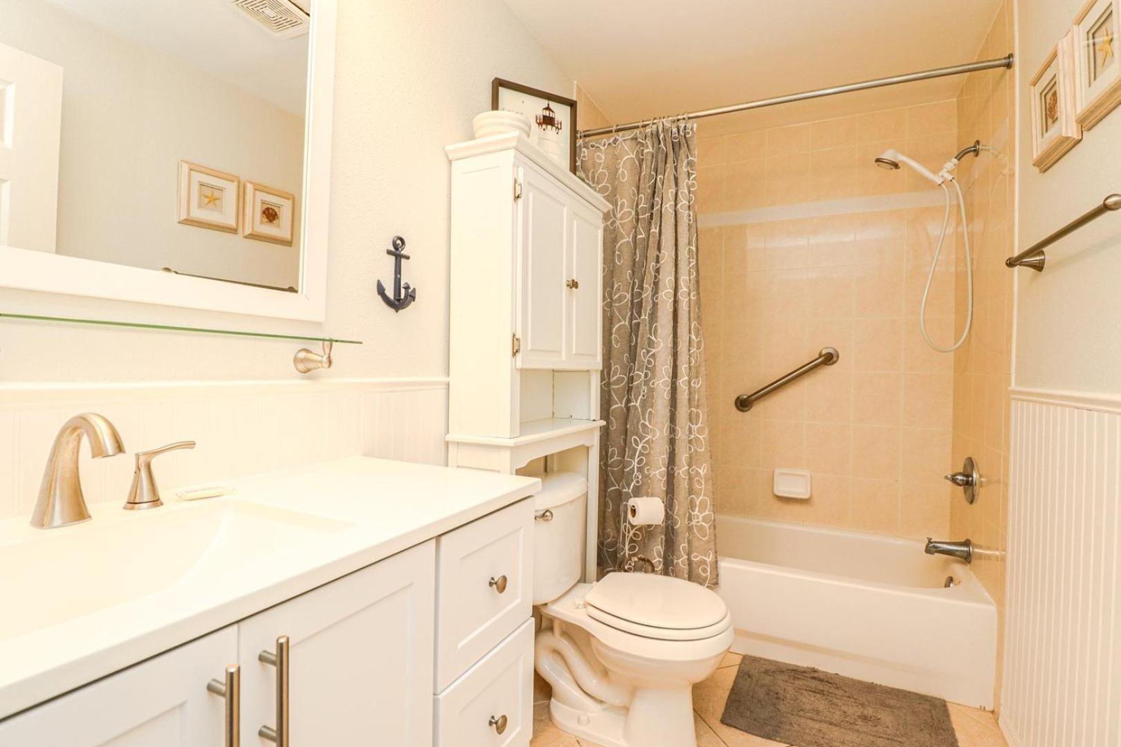 Ocean Village Club F36