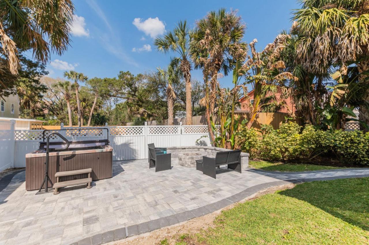 Seamora Ocean Hot Tub Firepit * St. Augustine