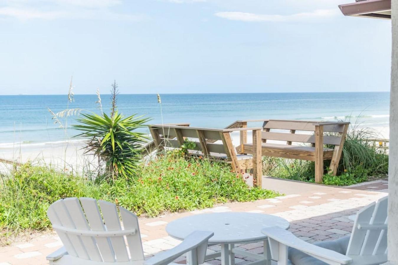 Island Time -- Oceanfront Bliss *