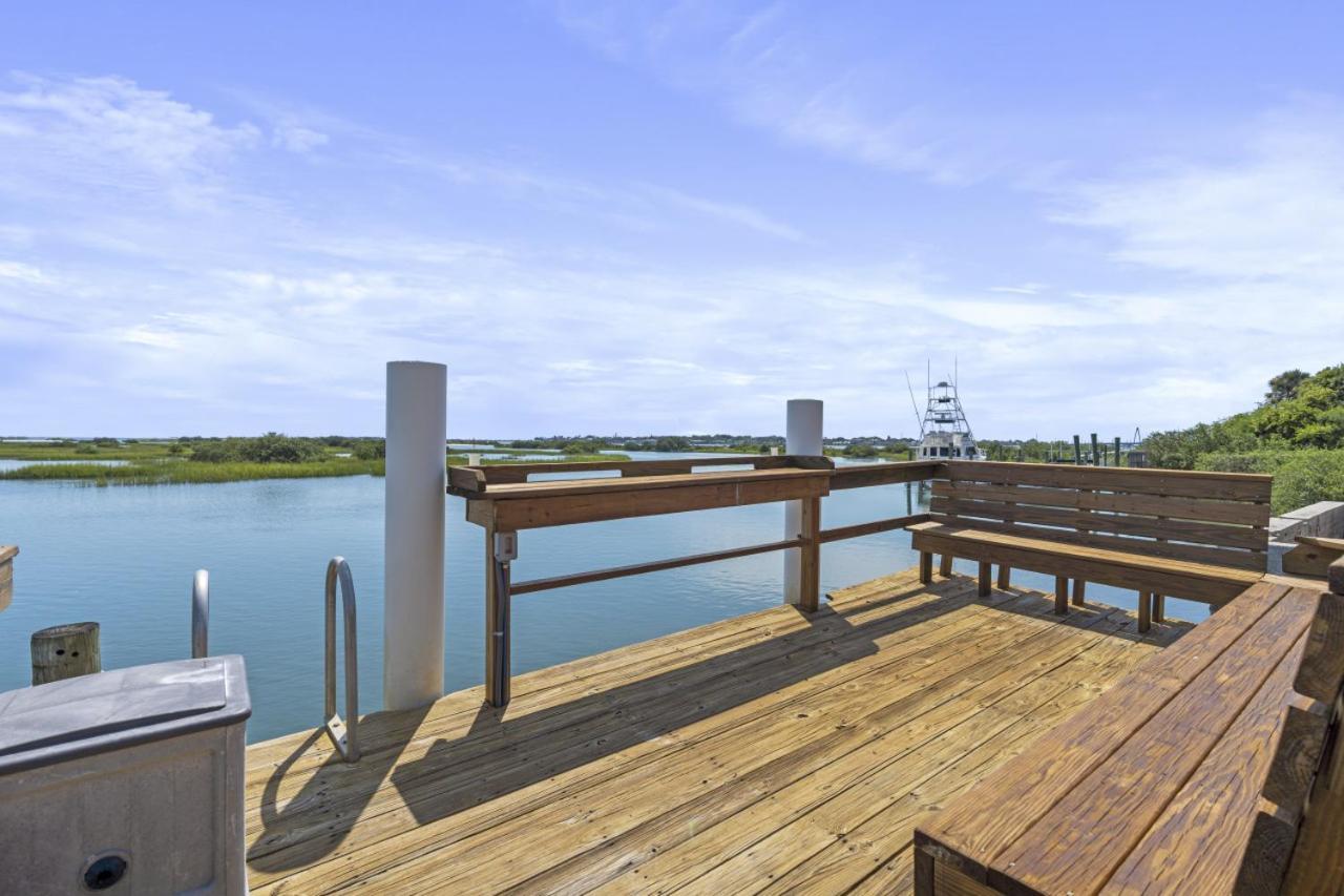 Bella Vista Waterfront Holiday home